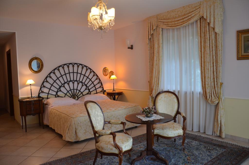Bed And Breakfast El Dueno ปาลีนูโร ห้อง รูปภาพ