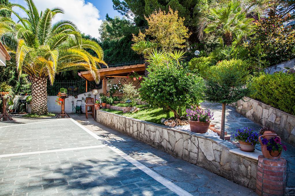 Bed And Breakfast El Dueno ปาลีนูโร ภายนอก รูปภาพ