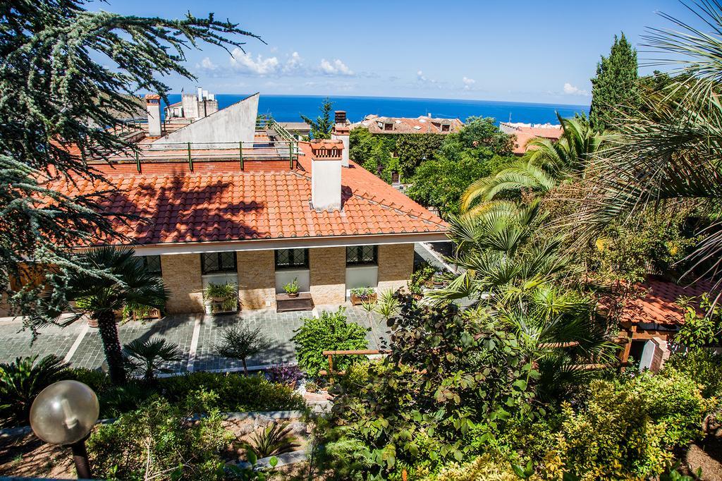Bed And Breakfast El Dueno ปาลีนูโร ภายนอก รูปภาพ